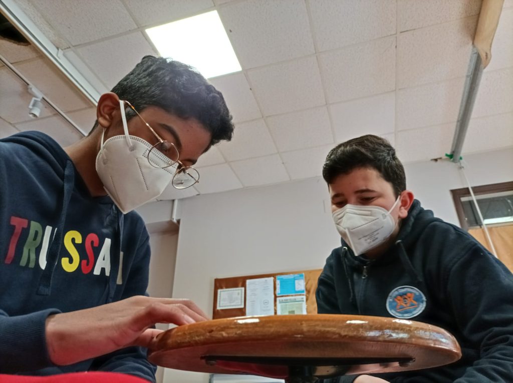 Lavorare sulle emozioni: i laboratori extracurriculari di Viagrande e Misterbianco