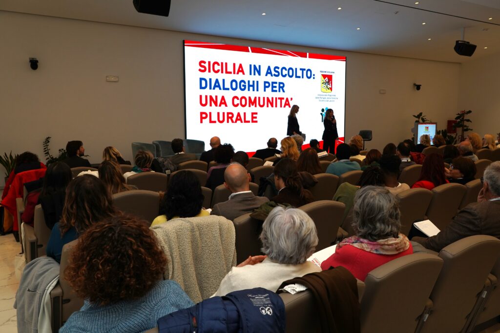 A Palermo la terza conferenza sul fenomeno migratorio. La fotogallery